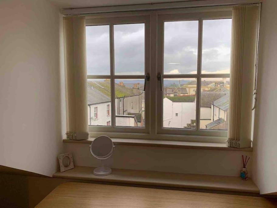 4 Bedroom House, Central Ulverston Exteriör bild