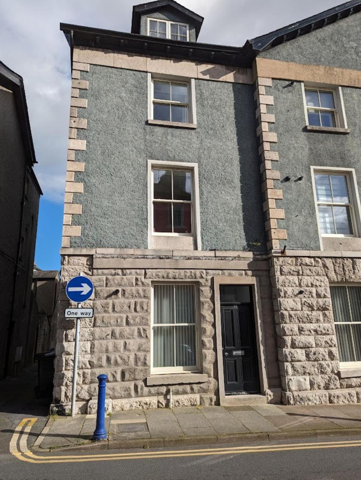 4 Bedroom House, Central Ulverston Exteriör bild